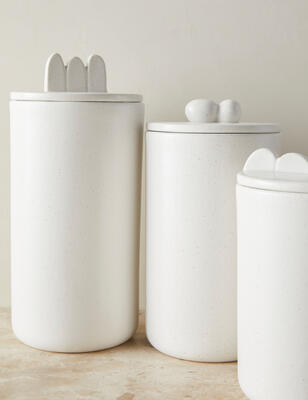 Shapeshifter ceramic
canisters