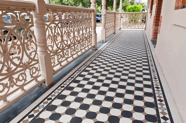 The Viva Tile collection of 20 geometric forms in 24 colors of unglazed porcelain designed as a classic Victorian pattern. A Heritage Tile collection