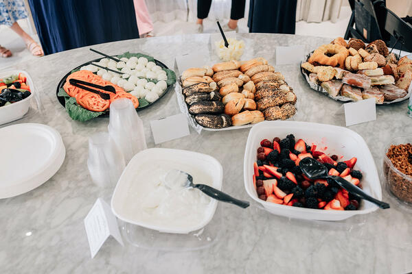 The morning began with networking and breakfast, during which designers enjoyed light bites while browsing the showroom