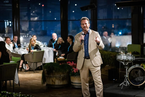 Marc Szafran addressing the attending members during the opening night dinner at the Mamila Hotel in Jerusalem
