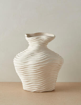 Wrinkle vase