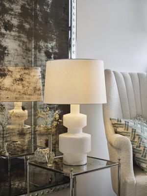 The Shoreham table lamp is hand-crafted from polished Spanish alabaster. The design takes its inspiration from the style of the mid-20th century