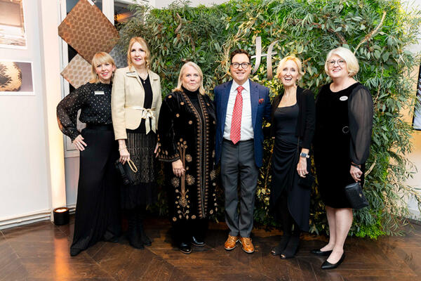The Hartmann&Forbes team—Cara Webb, Sharon Miller, Rebecca Welch, Pam Ward and Dee Cornett—with Dennis Scully (center)