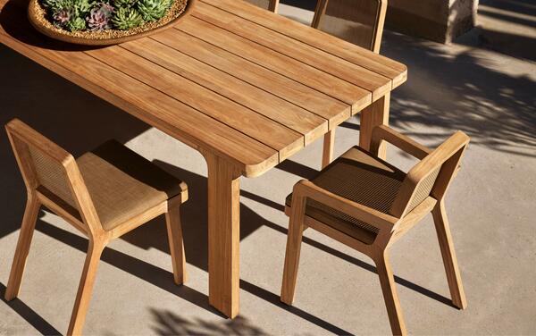 Santiago dining in premium solid teak and all-weather cane 