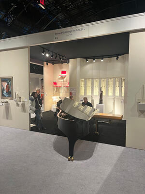 The tour commenced with a musical performance on a piano designed by Rafael Viñoly, on display at the armory courtesy of Bernard Goldberg Fine Arts