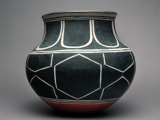Waterlines series inspiration: Pottery jar circa 1977; artist once known, Santo Domingo Pueblo.

Museum of Indian Arts and Culture,
Santa Fe, New Mexico 54324/12