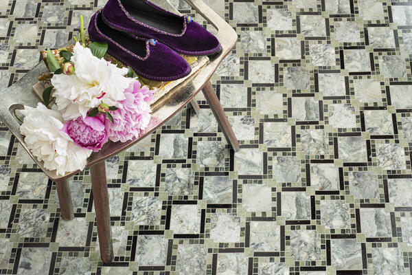 Carlo, a hand- and waterjet-cut mosaic, shown in polished Oyster, Dahlia, Verde Luna, Verde Alpi and Chartreuse