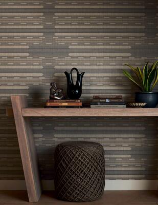 Canyon natural wallcovering: Drawing inspiration from the dramatic terrain of the American Southwest, Canyon’s combination of geometric forms conjures up the region’s towering mesas and expansive plains. Offered in two colorways