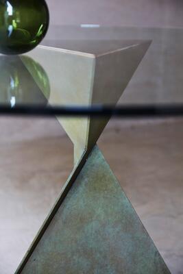 AVA Bronze Moss green glass detail