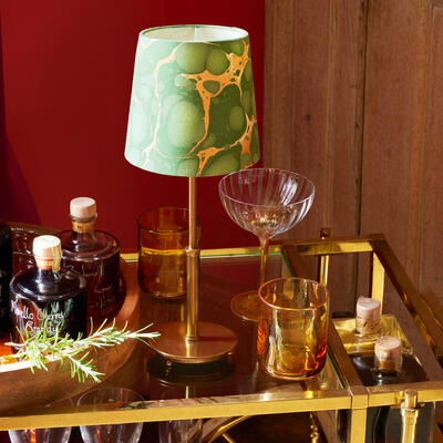 Trindle cordless table lamp in brass