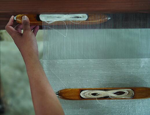Retreat woven-to-size grassweave windowcovering on the loom