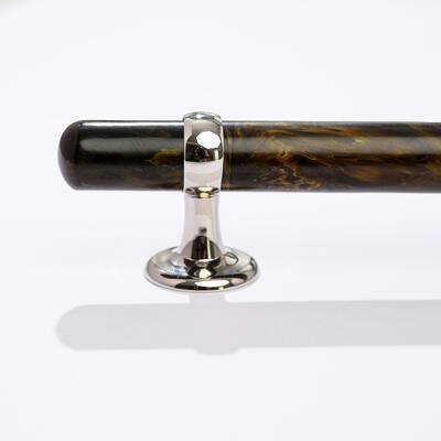 Colley 4-inch center-to-center pull in Polished Nickel