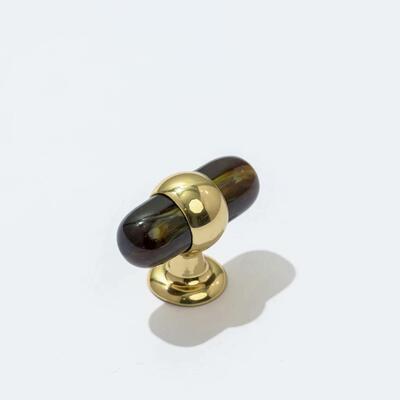 Colley 1.5-inch Capsule knob in Polished Brass