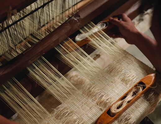 Tove woven-to-size grassweave windowcovering on the loom