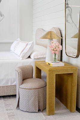 The Porter side table pairs perfectly with the Teeny swivel chair