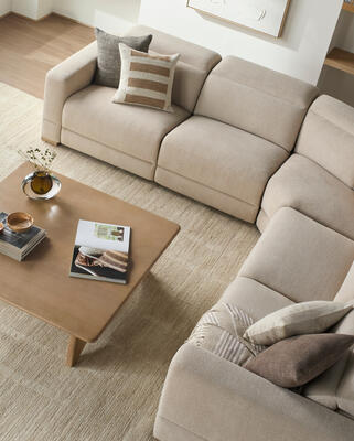 Lloyd power sectional (BOYD-001) with power-reclining on the right and left sides