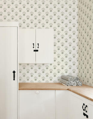 Geranium wallpaper in Linen (MKS026-L-Roll)