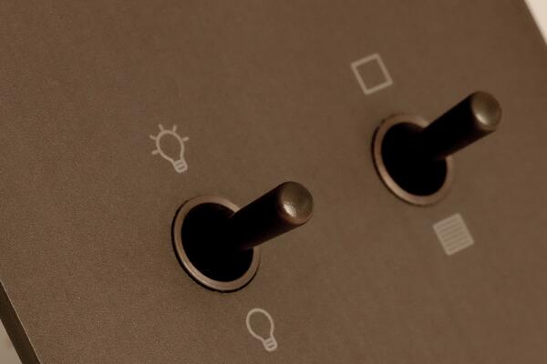 Aviena toggle keypad