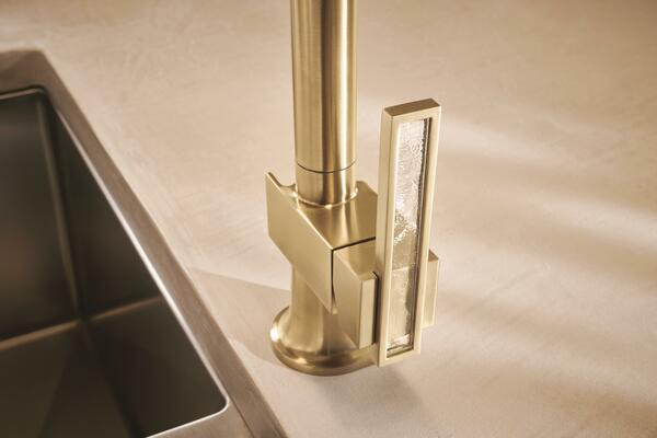 Pull-down kitchen faucet with glass inlay lever handle in Brilliance Luxe Gold