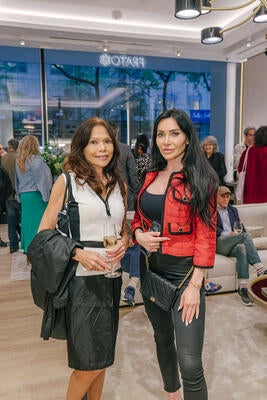 Aleksandra Dacko of Nest Seekers (right)