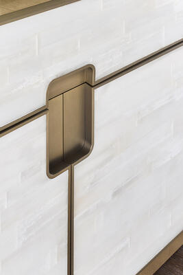 Splendor’s natural selenite plus Soft Bronze metal accents equals perfection