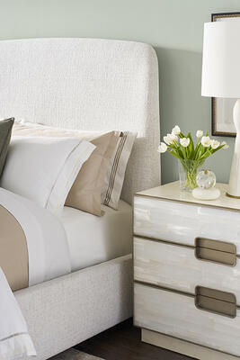 The Splendor selenite nightstand adds layers of luxe visual texture with its natural crystalline surface