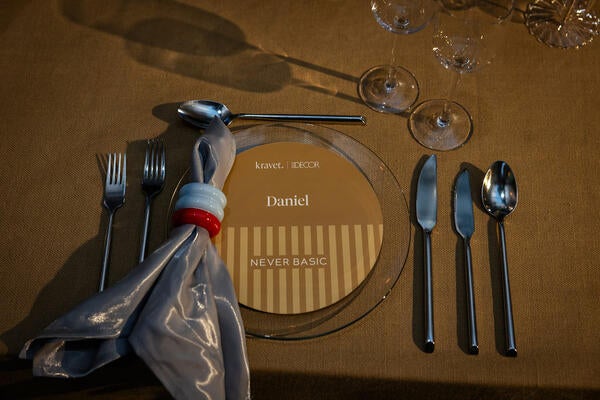 Elegant napkin rings by Doty Bennett completed the settings