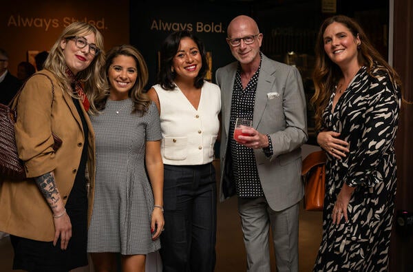 The Shade Store’s Allyson Hatley, Diana Ferretti, Jessica Frias-Nieves and Kara Marmion with Jamie Drake