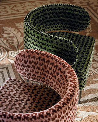 Koba in Mehndi and Malachite