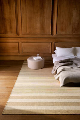 Edge rug in Natural