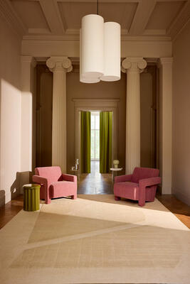 Cut-Out rug in Chalk