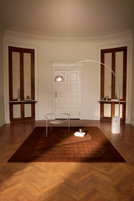 Cut-Out rug in Mocha