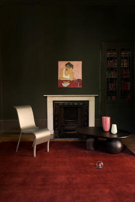 Chroma rug in Merlot