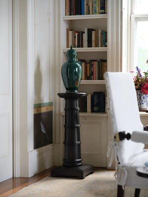 The new Harlow pedestal is a classic column with notched details and a square base