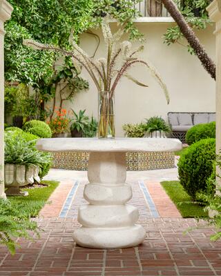 Keon entry table, Flora planter