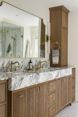 Jacobean widespread lavatory faucet 2470 in Aged Brass 034