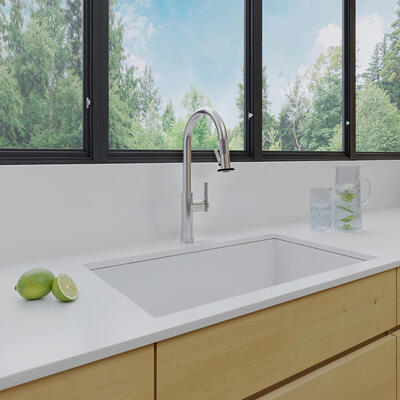 Muncy kitchen trigger-spray faucet (3290–5173) in Stainless Steel PVD (20)