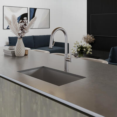 East Linear kitchen trigger-spray faucet (1500–5183) in Satin Nickel PVD (15S)