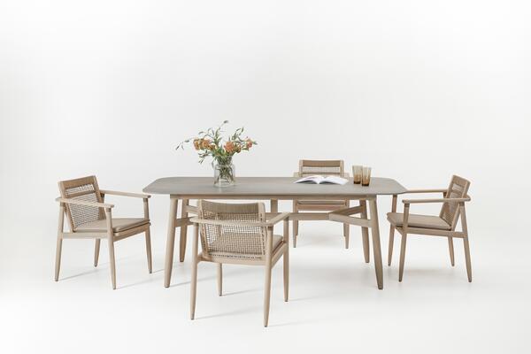 The David dining set