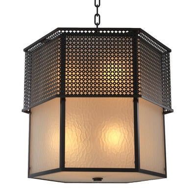 Chandelier Minerva: The frame recalls the latticework of traditional Japanese and Chinese joinery