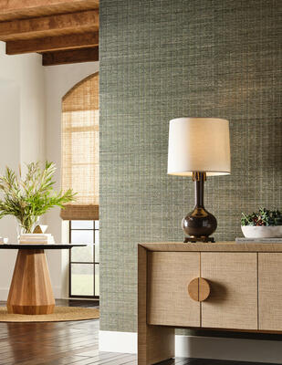 Lush Meadow natural wallcovering made of handwoven seagrass fibers