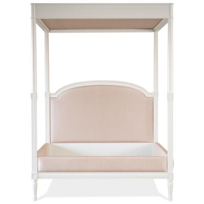 The Jacques canopy bed perfectly blends the elegance of King Louis XVI’s bedroom with modern beauty