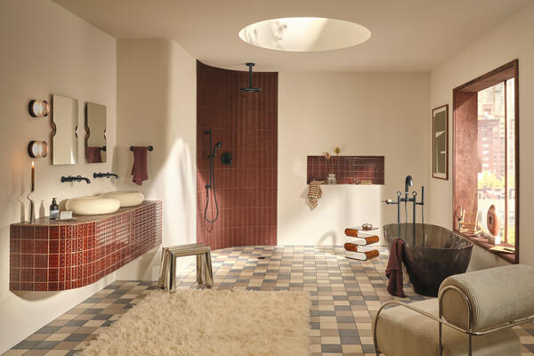 The Roccesco bath collection offers a full suite to outfit the entire bath space