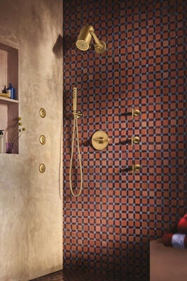 Brilliance Luxe Gold brings modern elegance to familiar forms