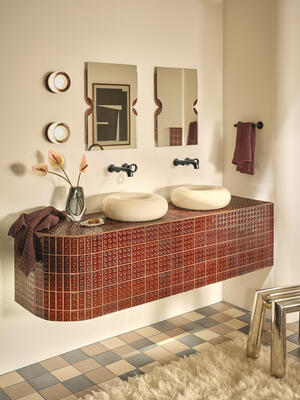 Pieces are finished in Brilliance Black Onyx, Brilliance Luxe Gold, Polished Chrome or Matte Black