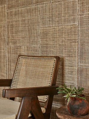 Levant wallcovering in Chestnut