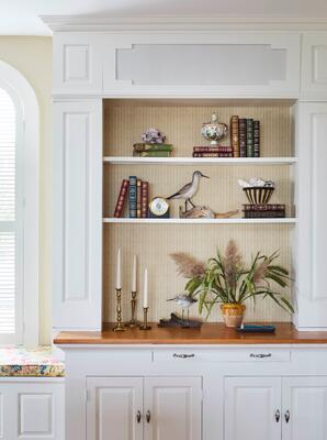 Nantucket Weave is a stylized, painterly interpretation of a Nantucket basket weave