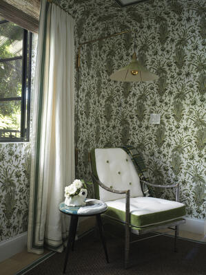 Srinagar in Leaf & Nero