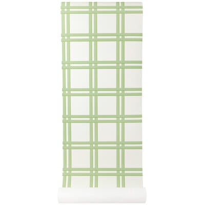 Trellina Quadri in Meadow on Blanc