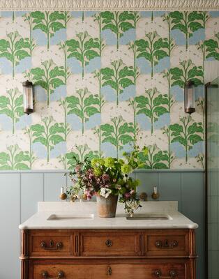 Cow Parsley wallpaper in Powder (MKS087-PO-Roll)